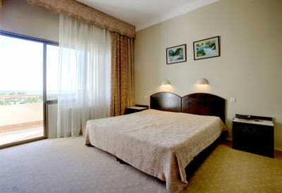 3-местный 3-комнатный «Люкс» с видом на море